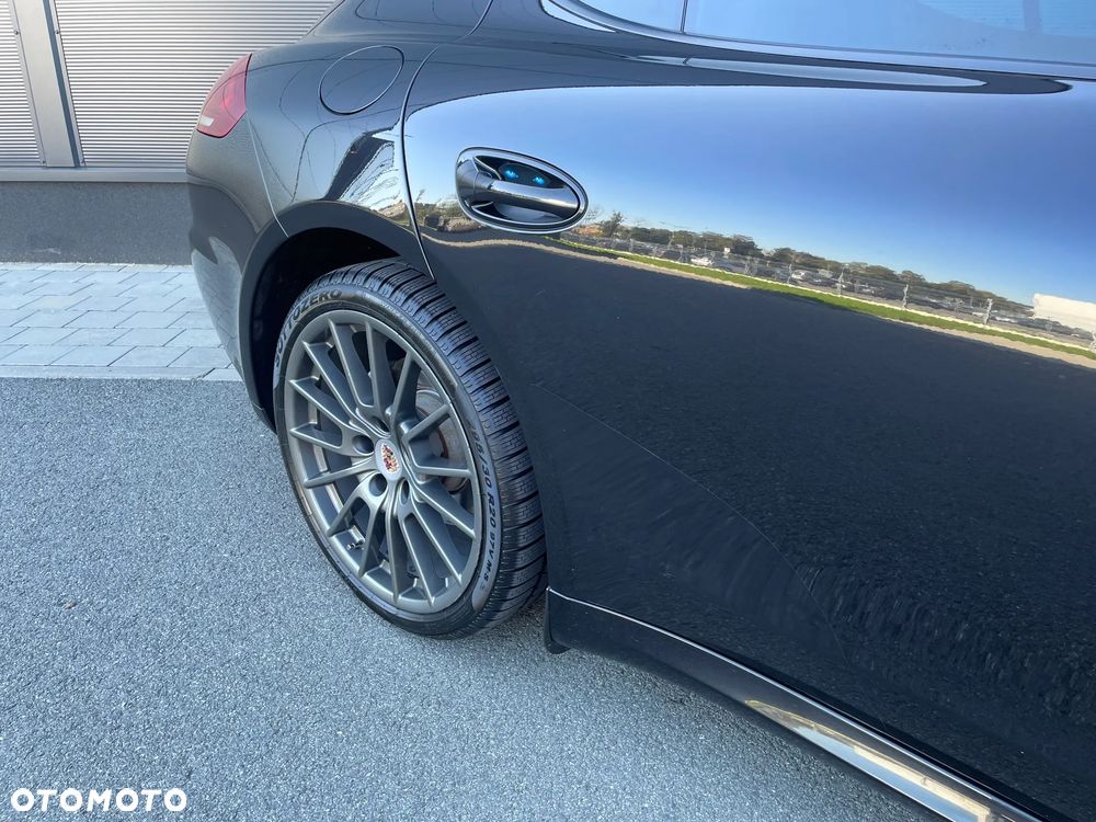 Porsche Panamera - 10