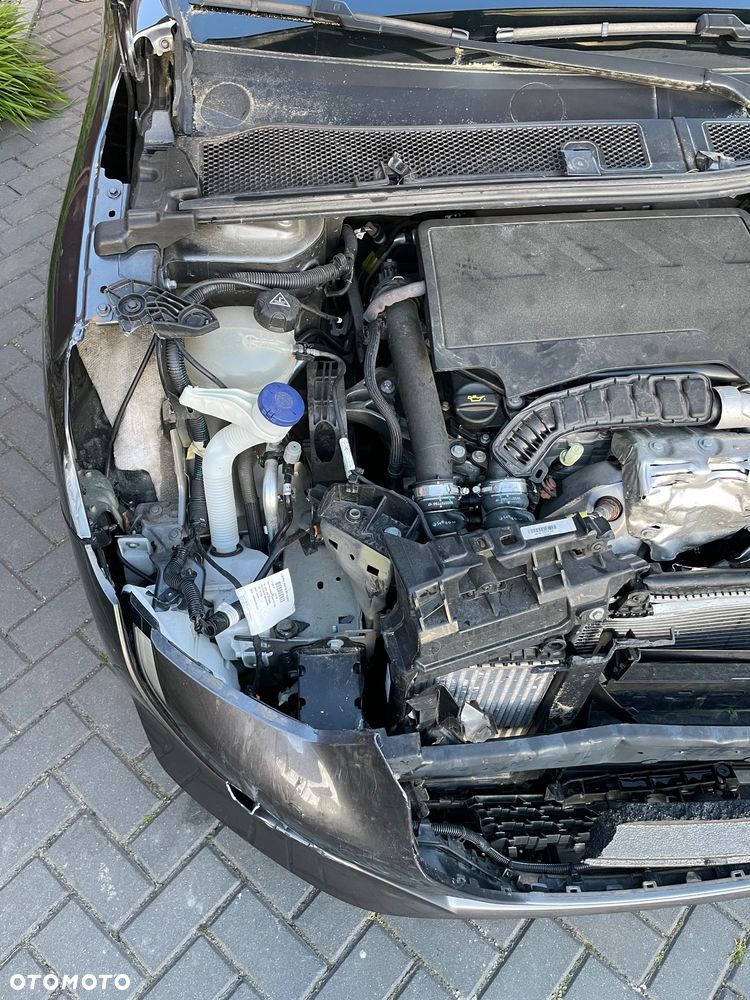 Peugeot 208 PureTech 100 Allure Pack - 11