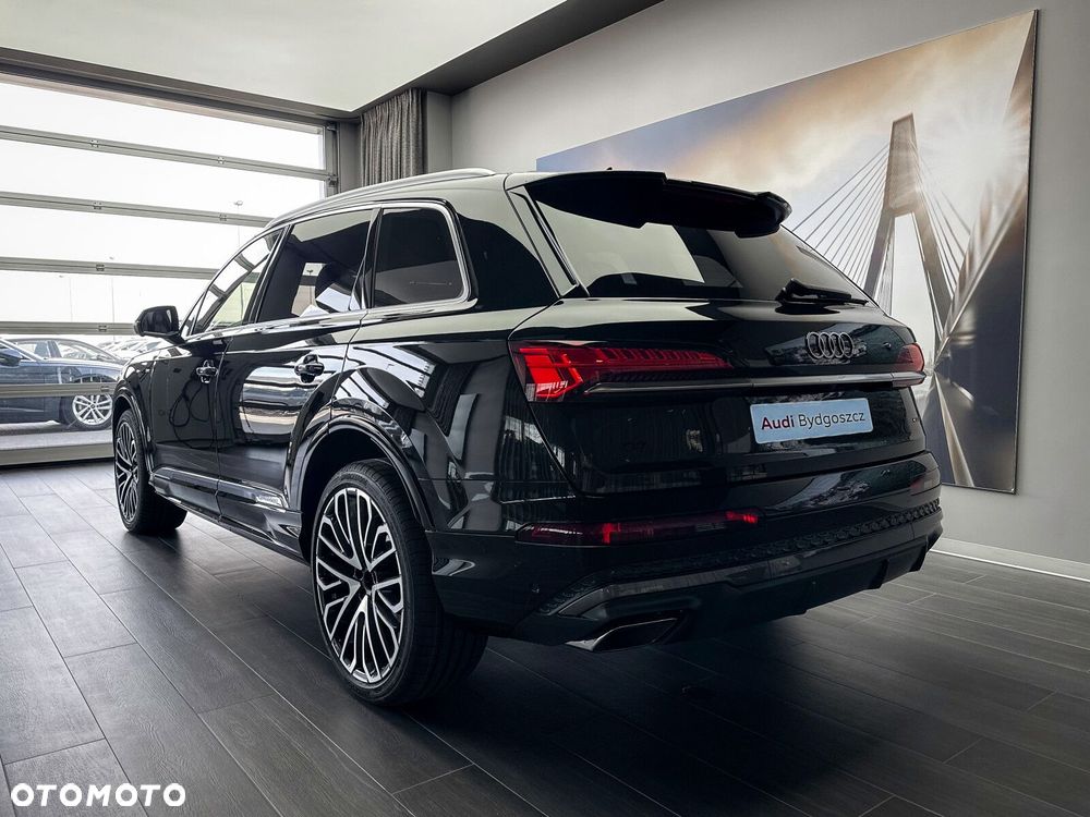 Audi Q7 - 7