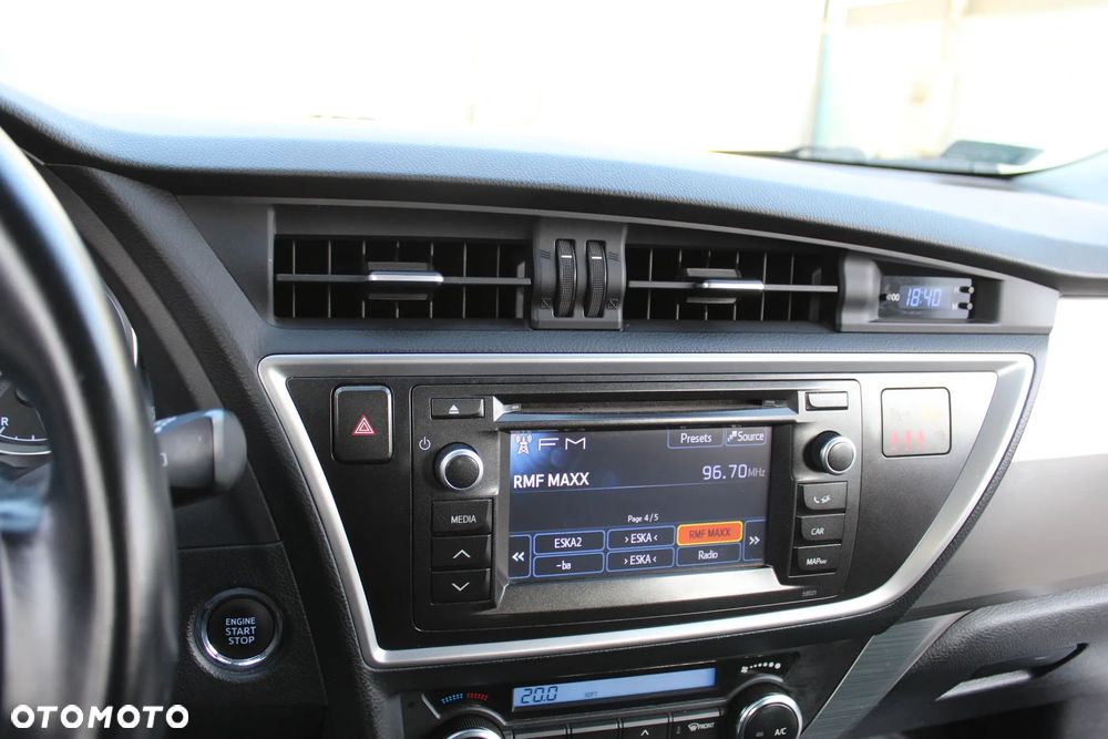 Toyota Auris 1.33 VVT-i Premium - 5