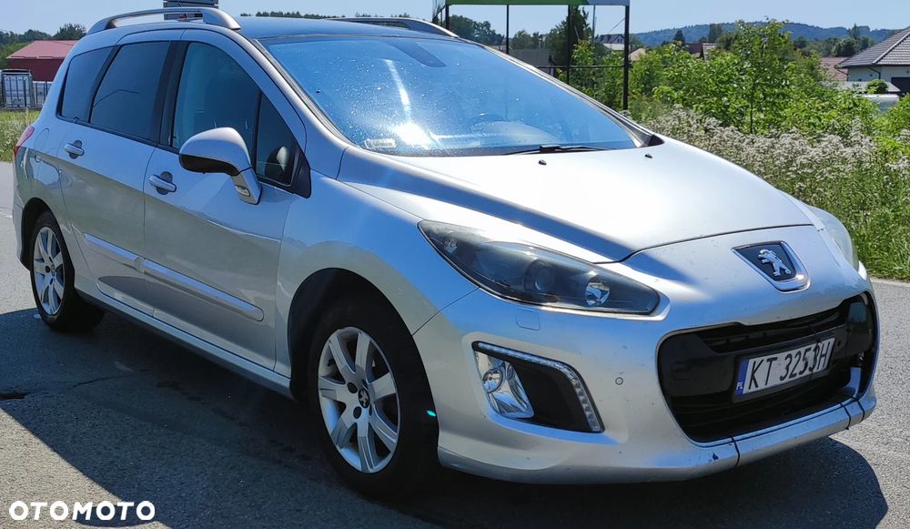 Peugeot 308 e-HDi FAP 110 Stop&Start Business Line Niveau 2 - 4