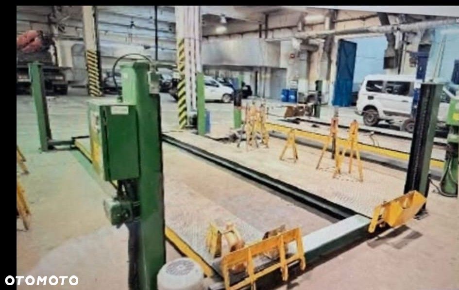 Podnośnik TIR czterokolumnowy udźwig 8 ton z dozorami - 2