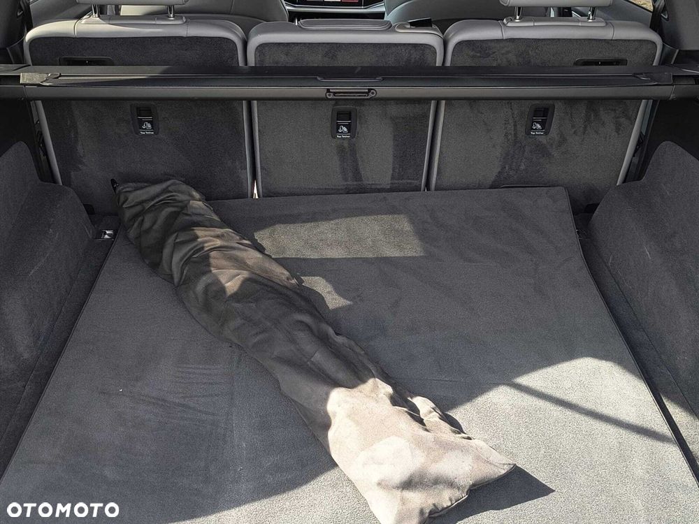 Audi Q7 50 TDI mHEV Quattro S Line Tiptr - 36