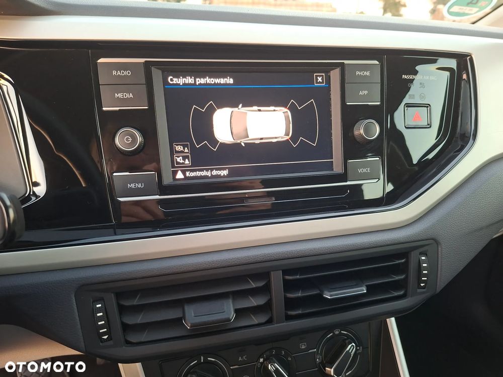 Volkswagen Polo - 18