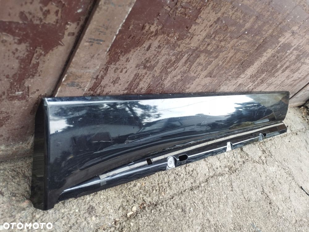 listwa na drzwi lewy przod seat ateca 575 575854939g - 2