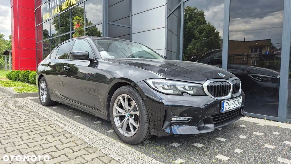 BMW Seria 3 318d Business Edition - 9