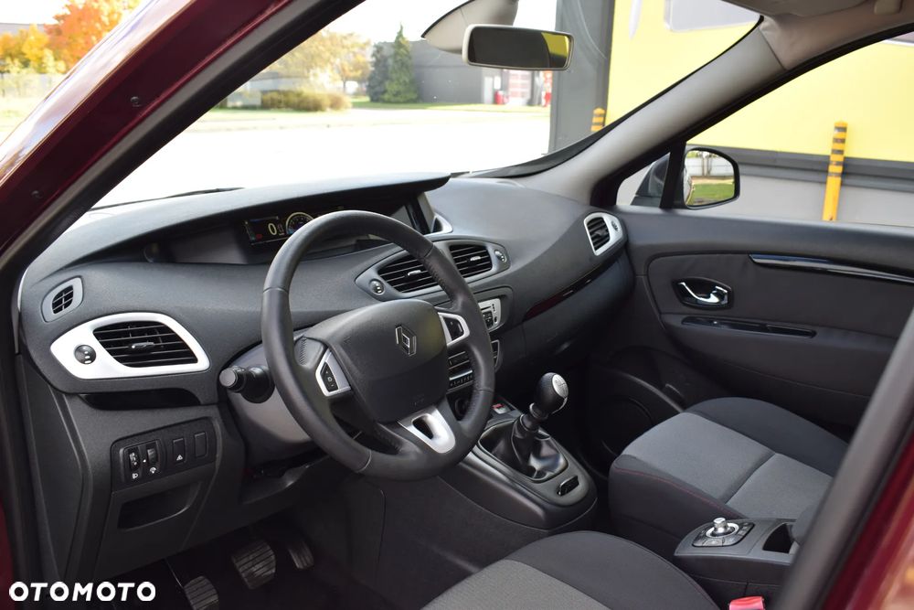 Renault Grand Scenic 1.6 16V 110 Dynamique - 17