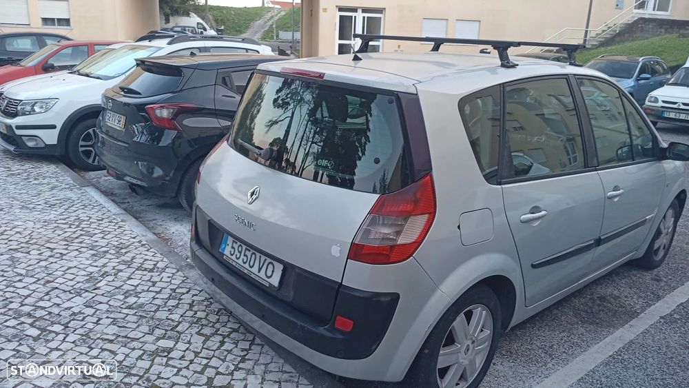 Renault Scénic - 1