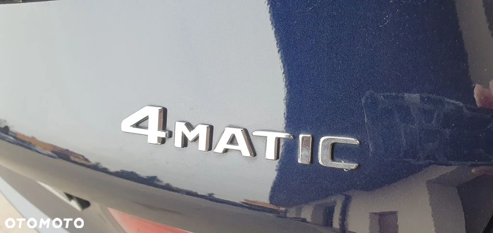 Mercedes-Benz GLC - 9