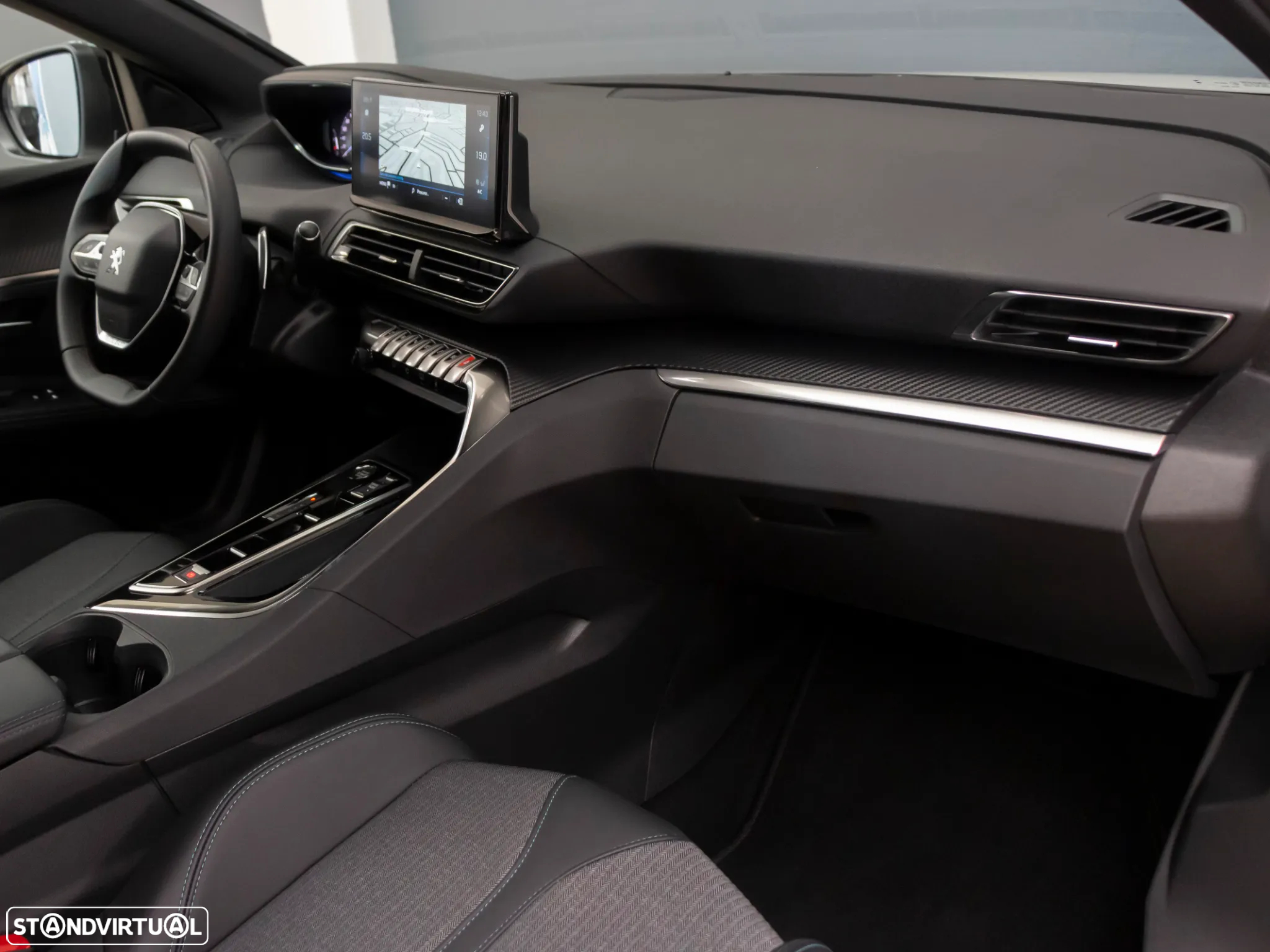 Peugeot 5008 1.2 PureTech Allure EAT8 - 15
