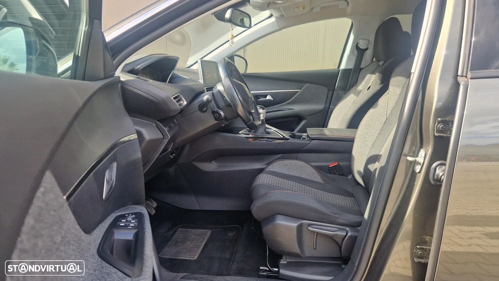 Peugeot 3008 PureTech 130 Stop & Start GPF Allure - 5