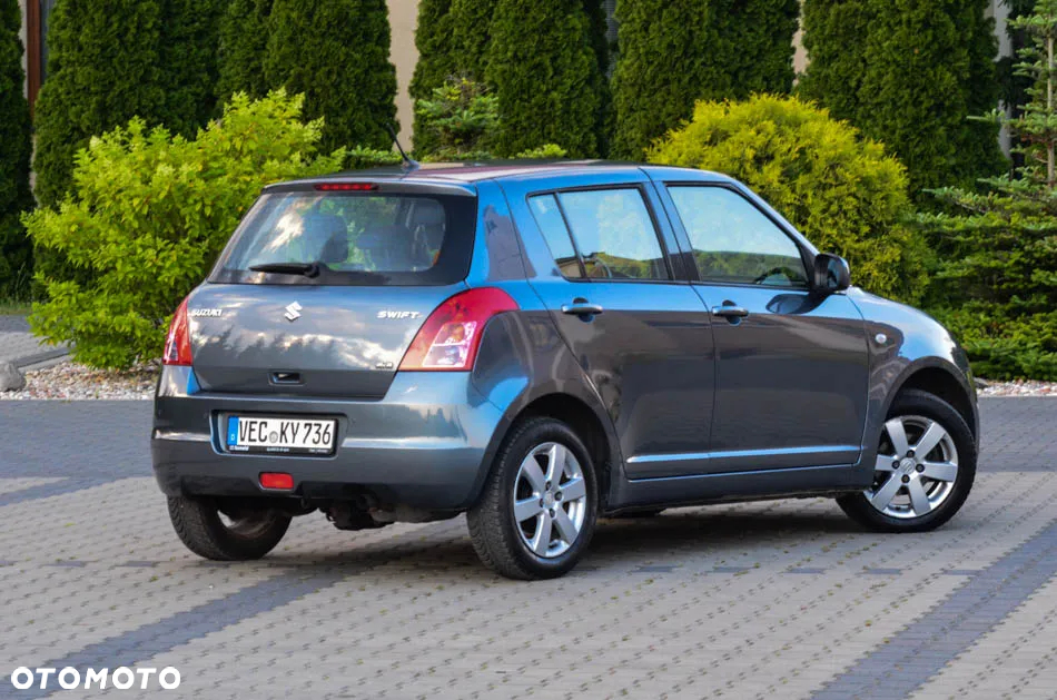 Suzuki Swift 1.3 4x4 Comfort - 25