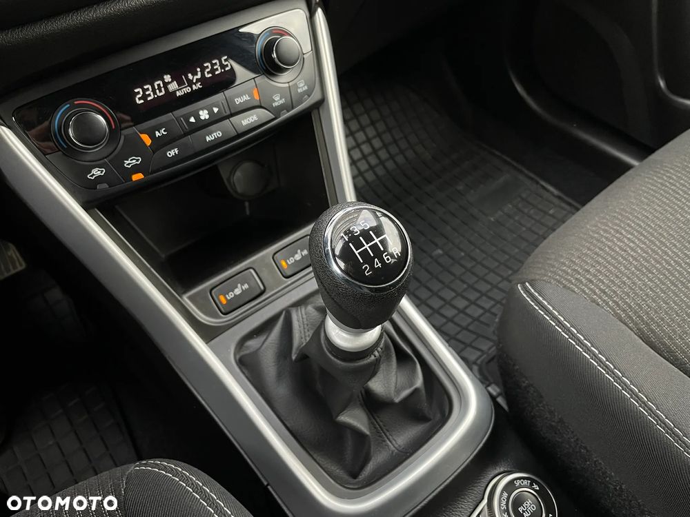 Suzuki SX4 S-Cross 1.4 T Premium 4WD - 36