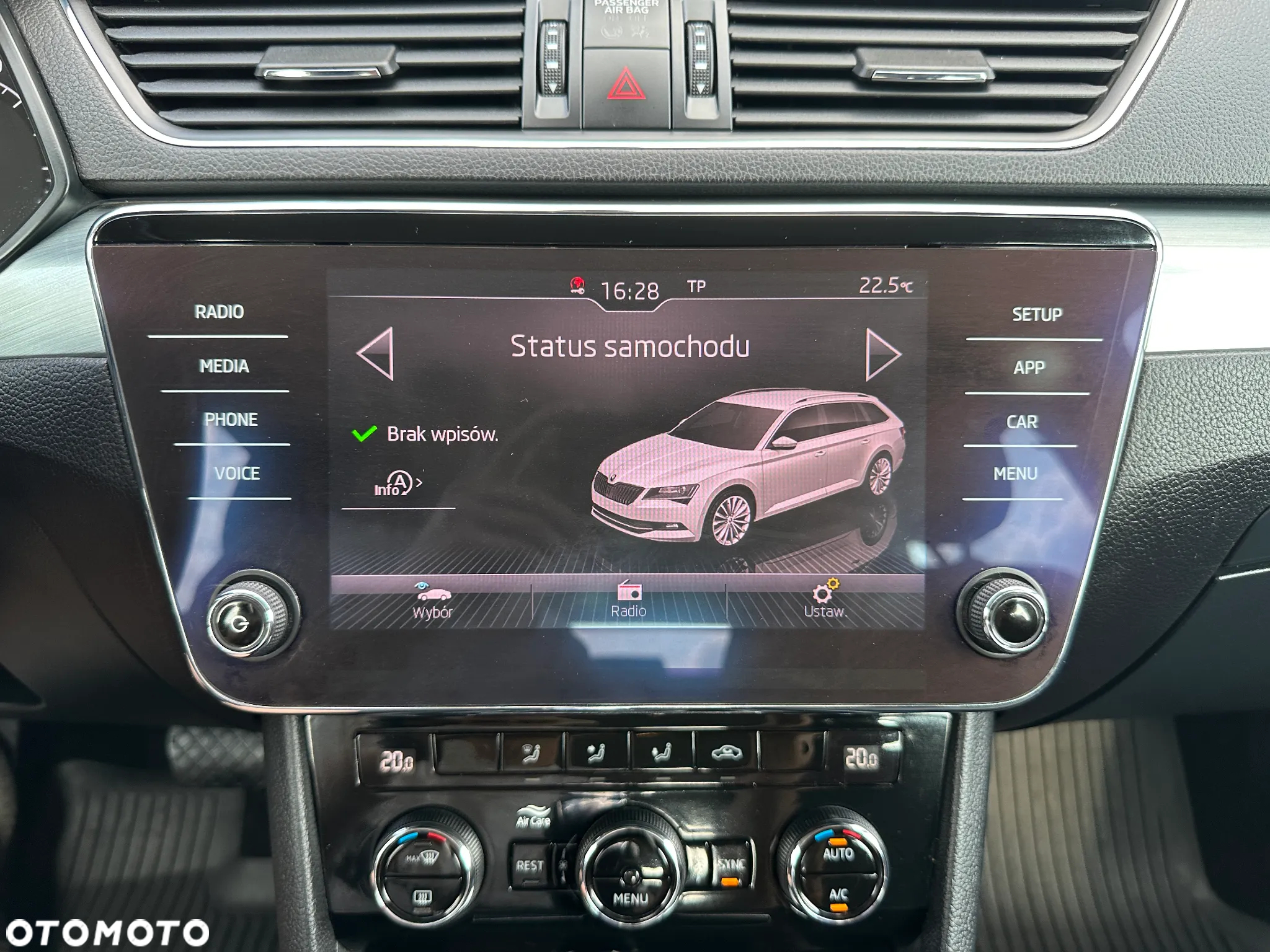 Skoda Superb 2.0 TDI SCR Style DSG - 20