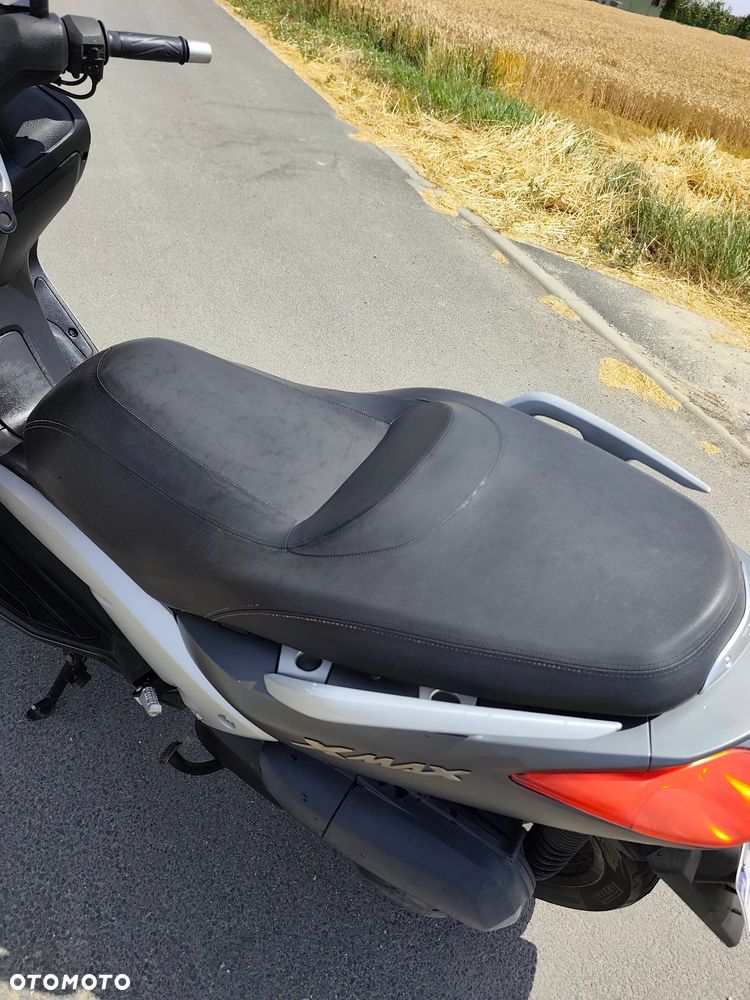 Yamaha X-max - 7