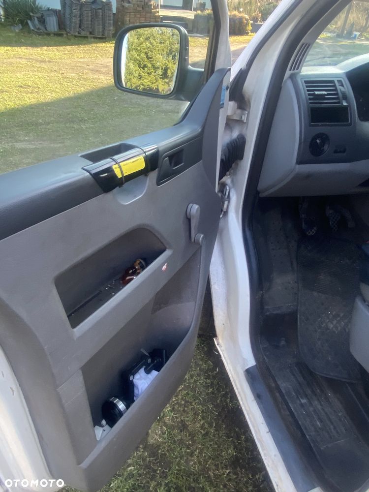 Volkswagen Transporter - 12