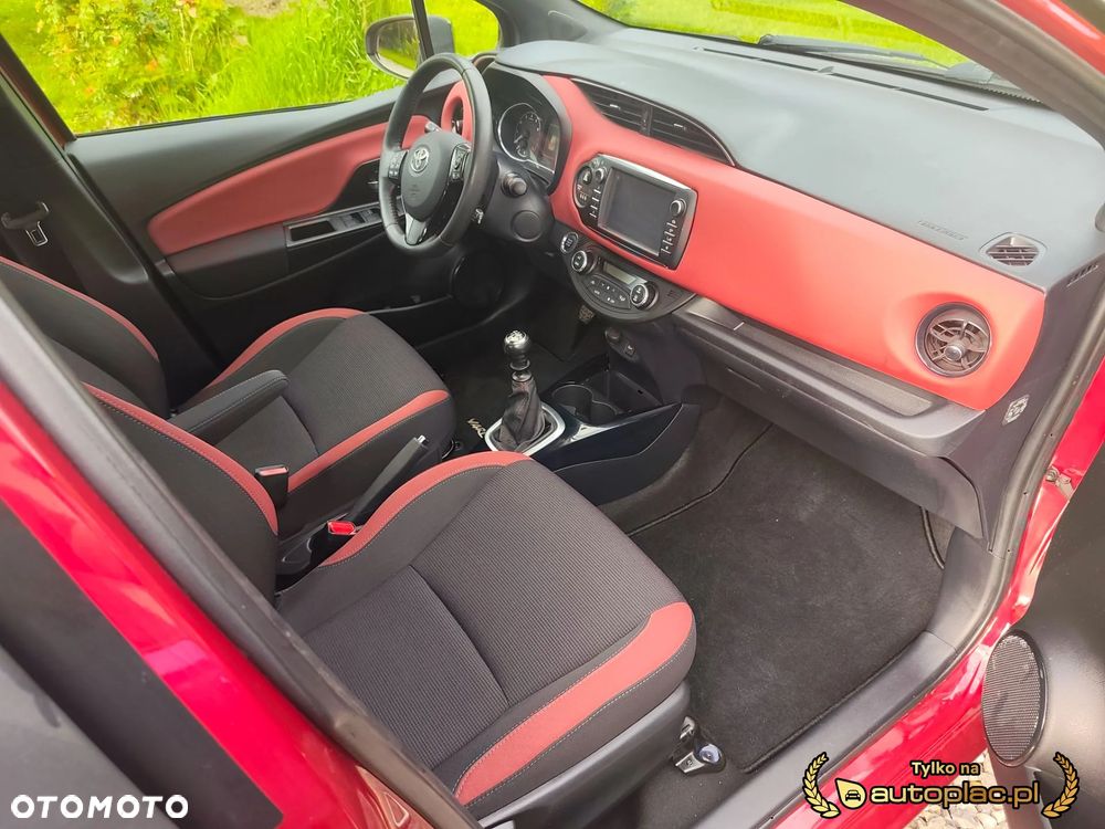 Toyota Yaris - 32