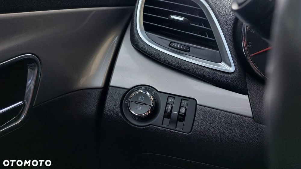 Opel Mokka X 1.4 T Color Edition S&S 4x4 - 35