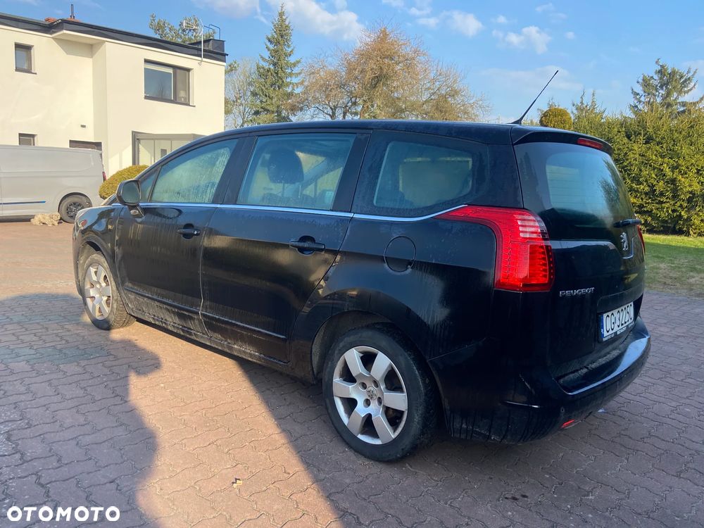 Peugeot 5008 155 THP Active - 4