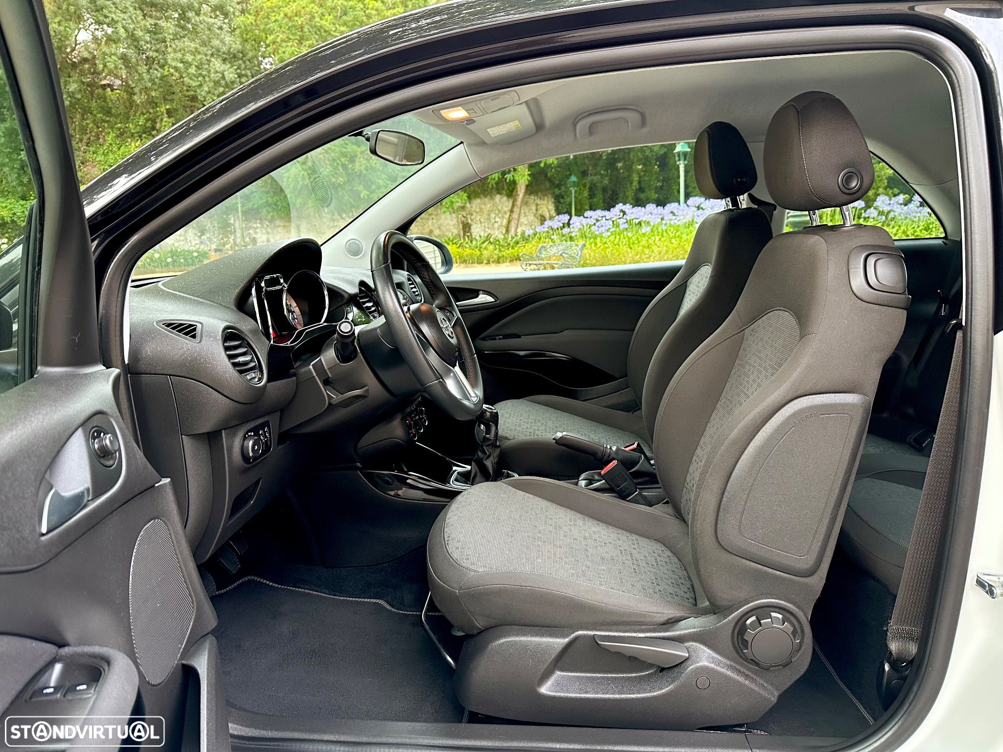 Opel Adam 1.2 Glam - 14