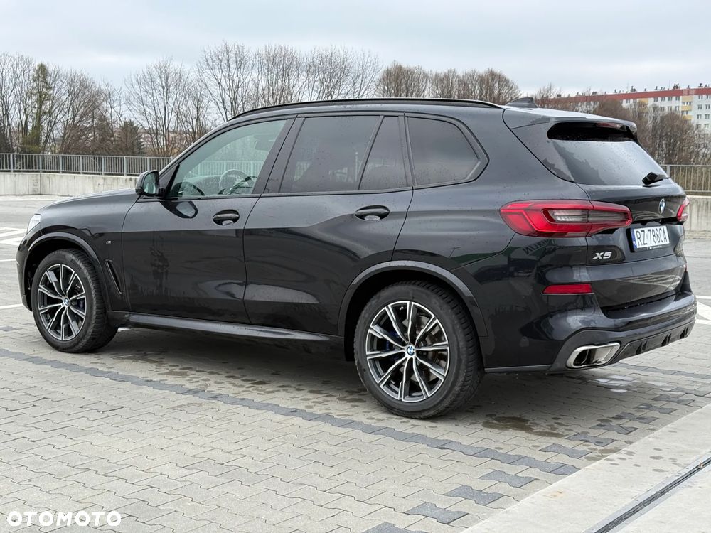 BMW X5 xDrive40i - 11