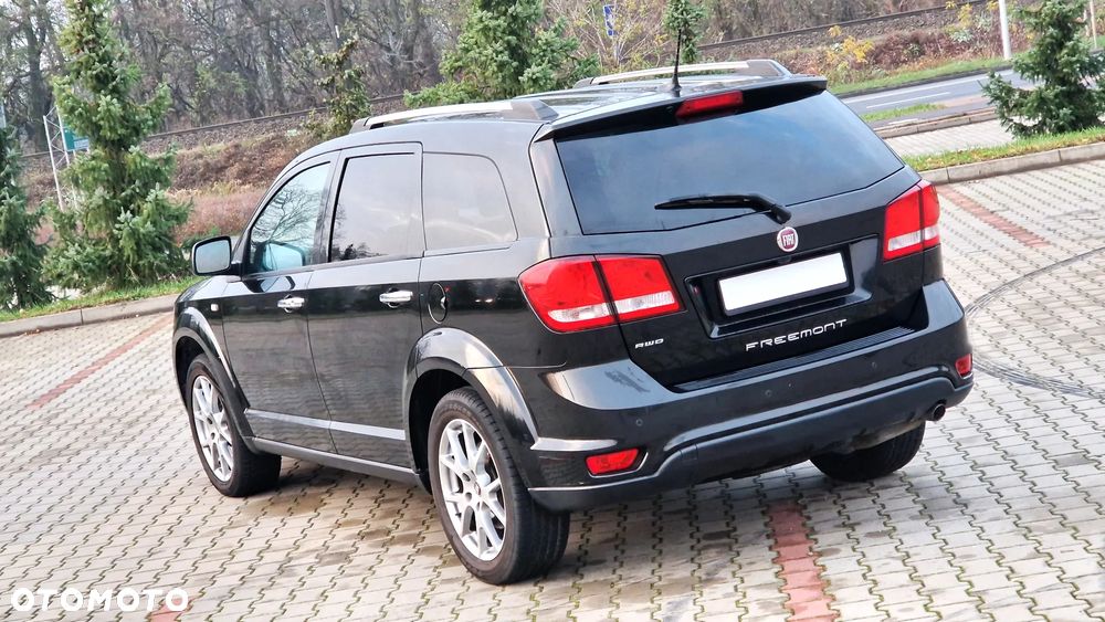 Fiat Freemont 2.0 Multijet Lounge AWD - 2