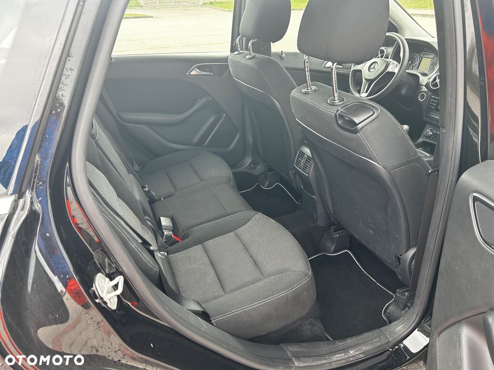 Mercedes-Benz Klasa B 180 CDI - 14