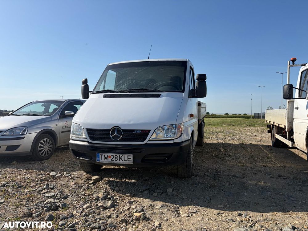 Mercedes-Benz Sprinter - 2