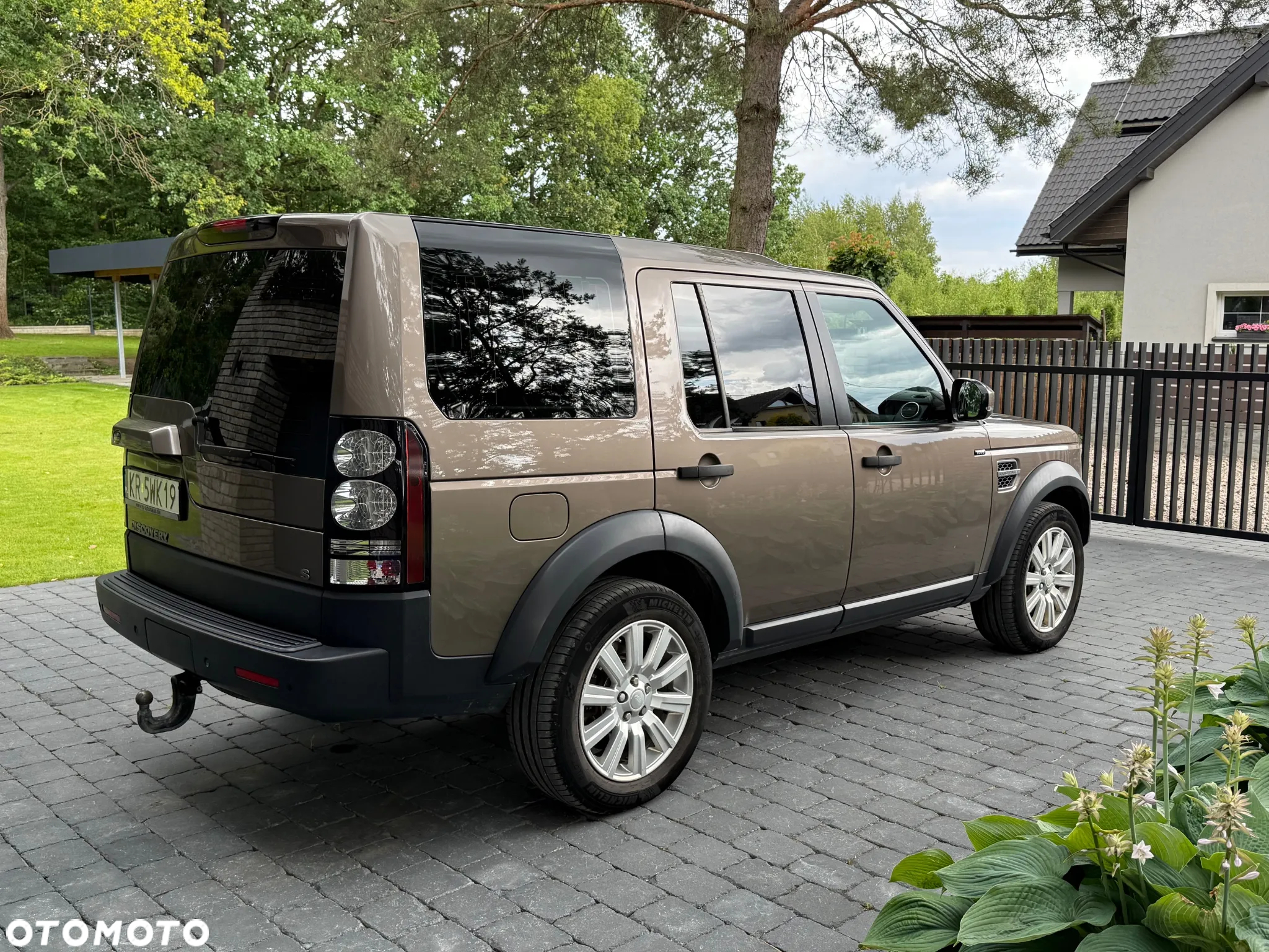 Land Rover Discovery TD V6 S - 4