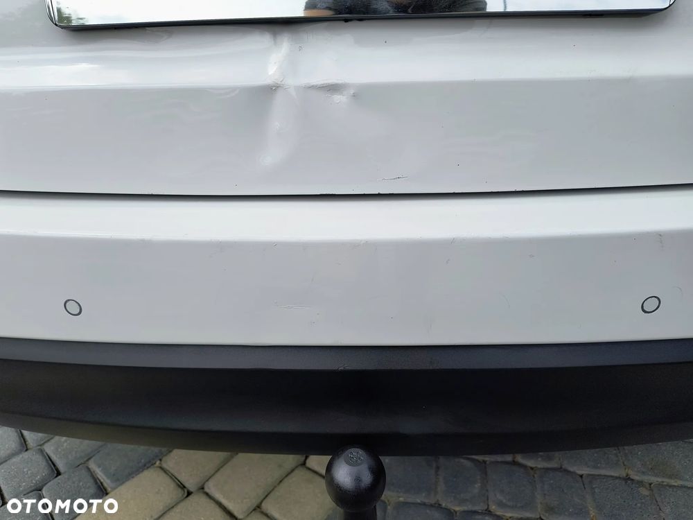 Kia Carens 1.7 CRDi 136 Dream Team Edition - 12