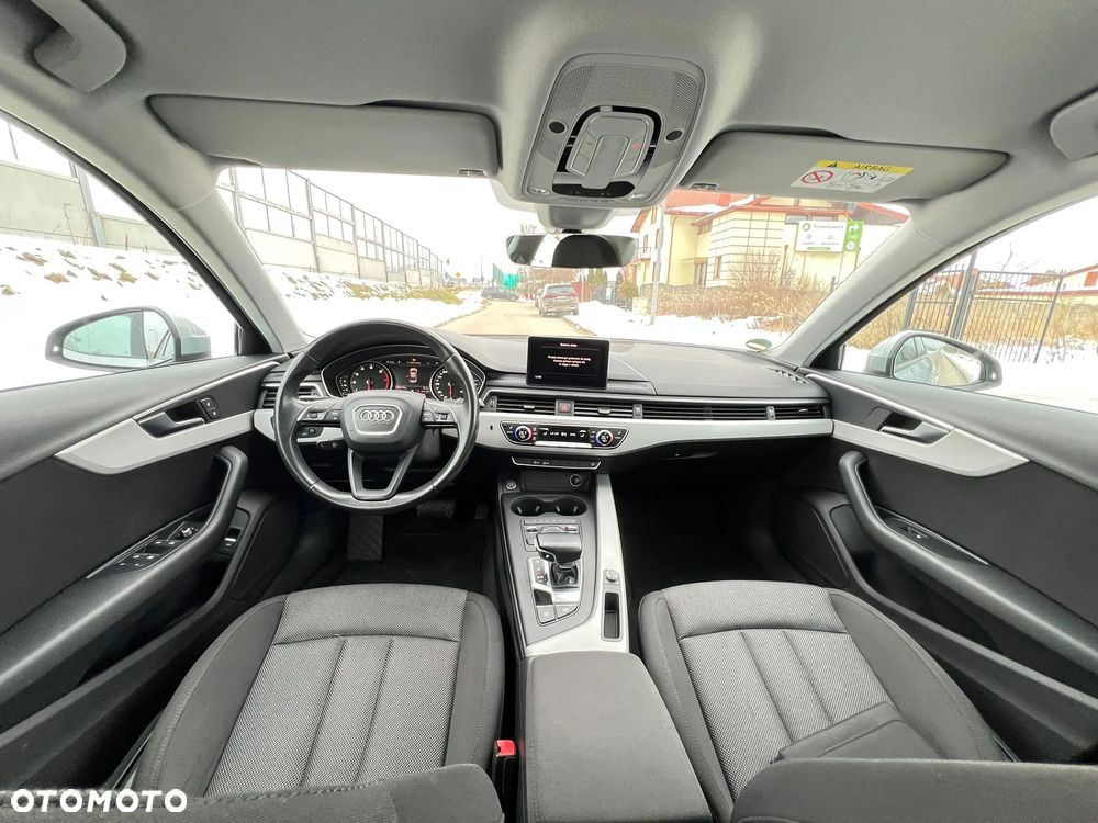 Audi A4 Limousine - 8