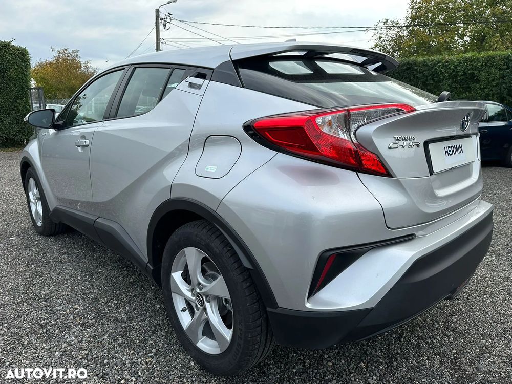 Toyota C-HR - 5