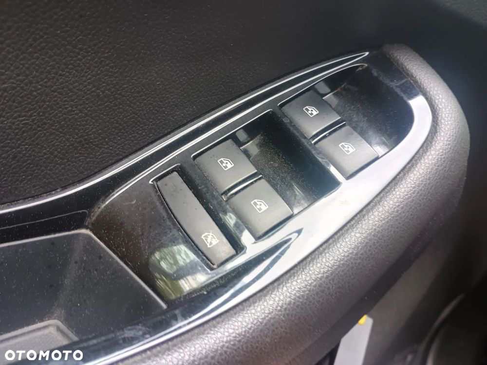 Chevrolet Orlando - 16