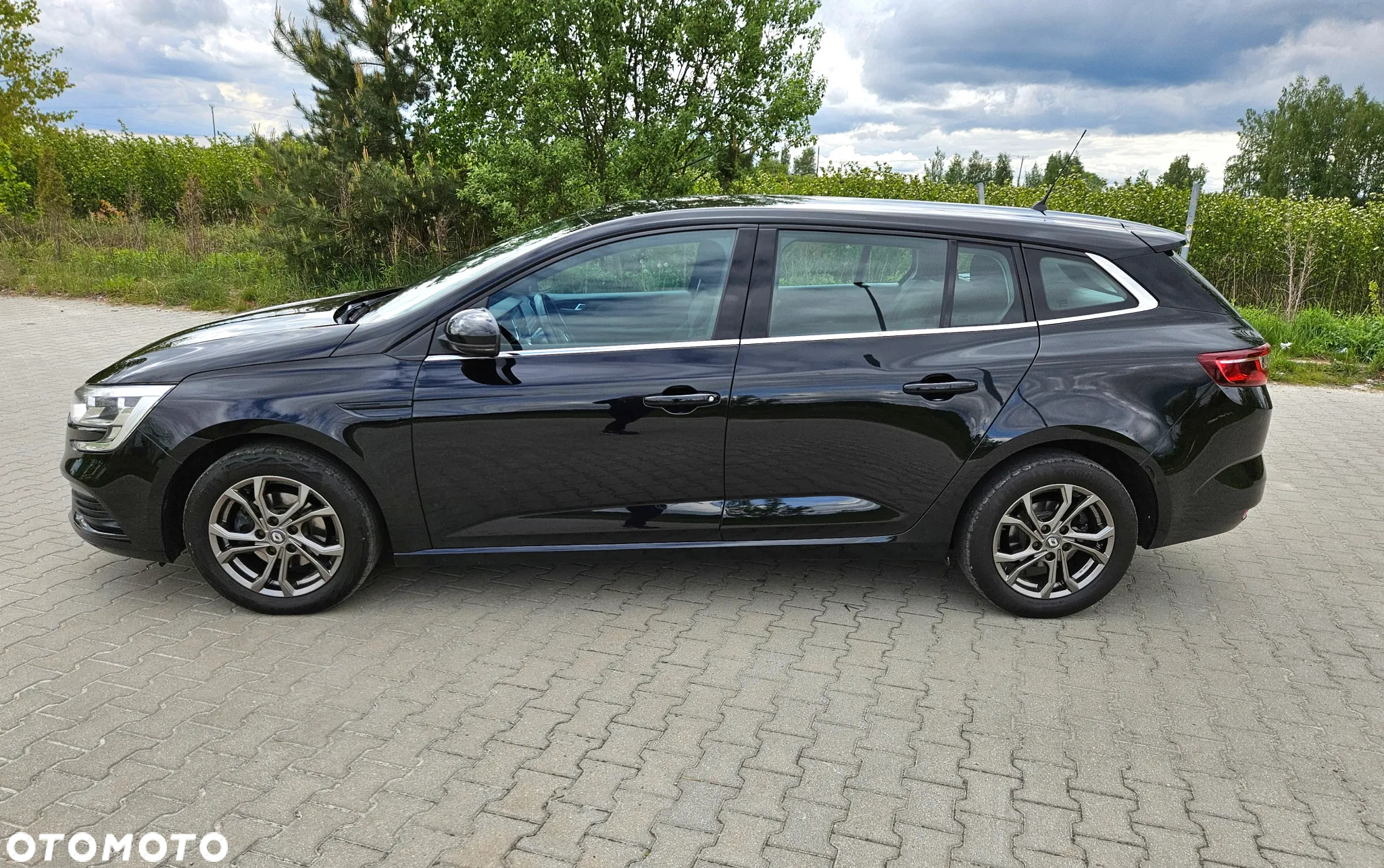 Renault Megane Grandtour ENERGY TCe 130 INTENS - 10