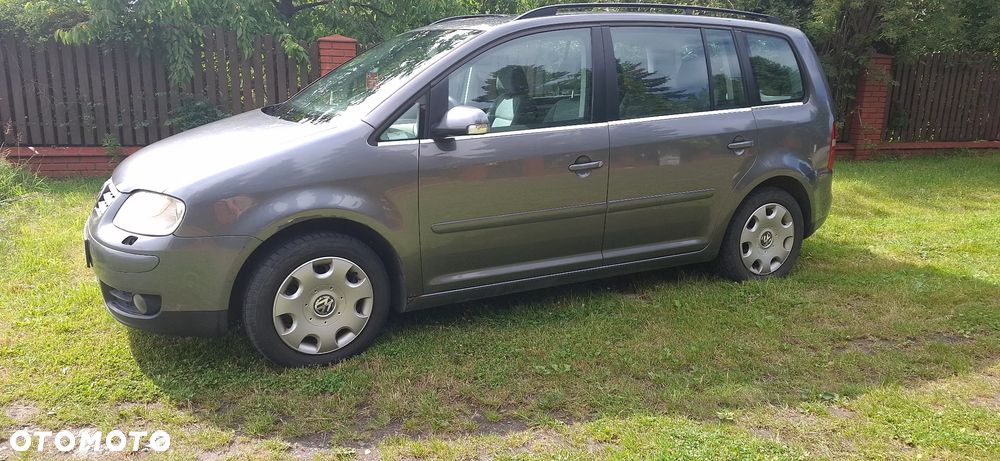 Volkswagen Touran 2.0 TDI DPF Trendline - 1