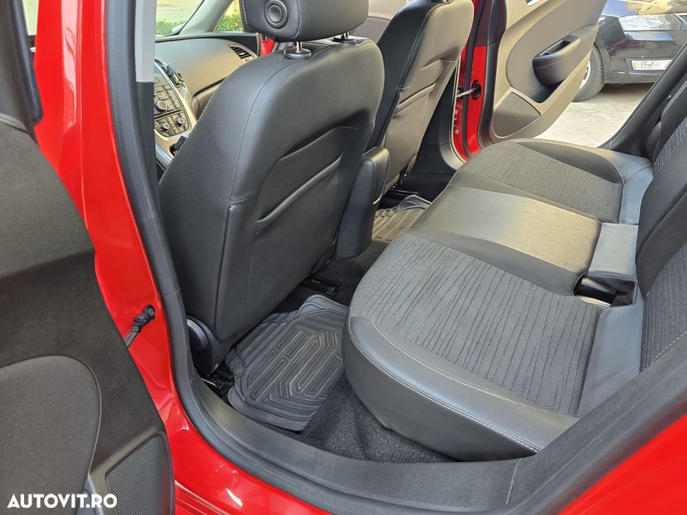 Opel Astra 1.4 Turbo ECOTEC Selection - 5