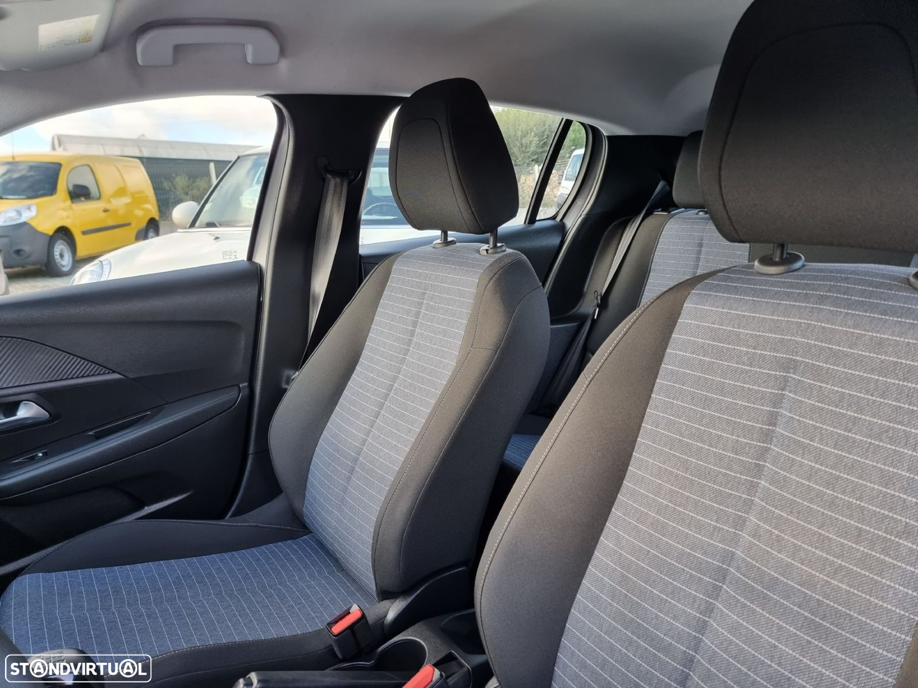 Peugeot 208 1.2 PureTech Active - 9