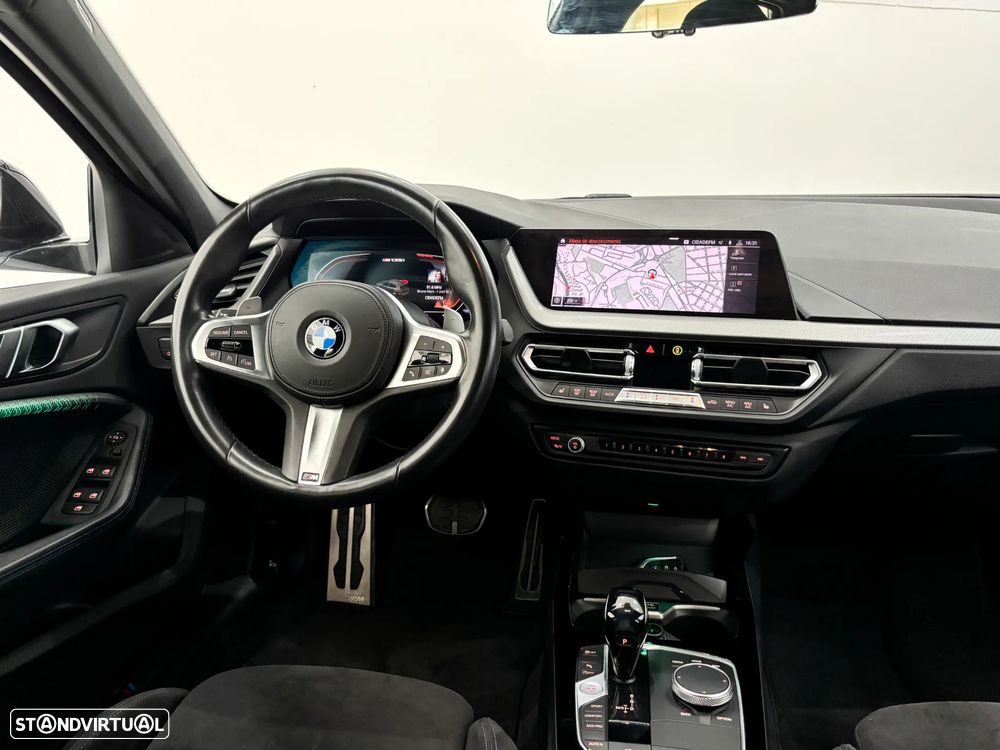 BMW M135i xDrive - 17
