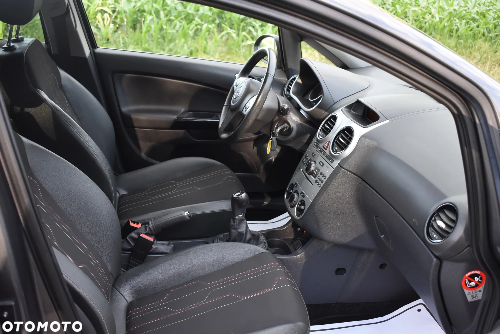 Opel Corsa 1.4 16V 150 Jahre - 23