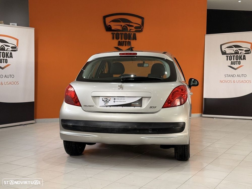 Peugeot 207 1.4 16V Active - 4