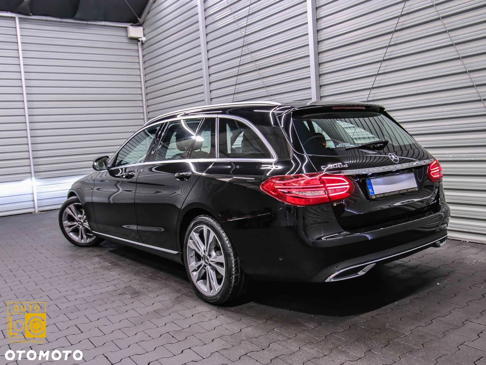Mercedes-Benz Klasa C 300 d 9G-TRONIC Avantgarde - 4