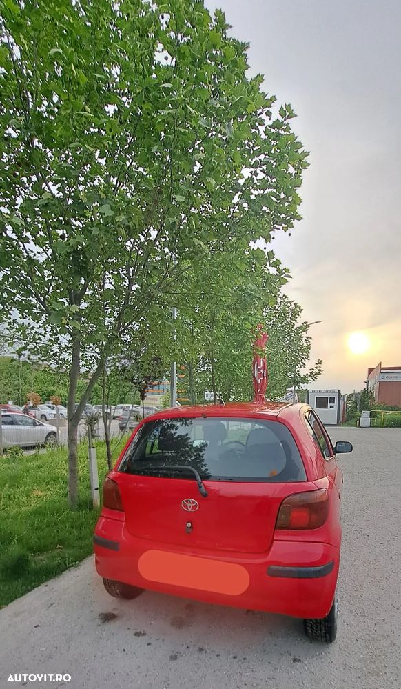 Toyota Yaris 1.3 Luna - 8