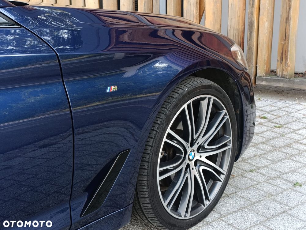 BMW Seria 5 520d xDrive - 16