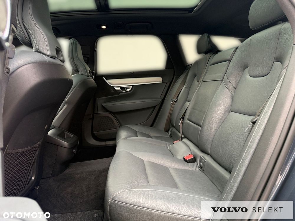 Volvo V90 Cross Country - 14
