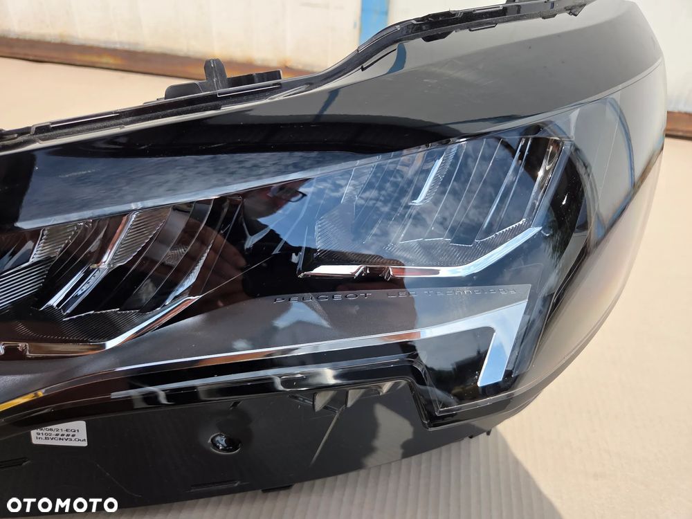 Lampa przednia lewa LED Peugeot 3008 II 5008 II LIFT   9836230280 - 4