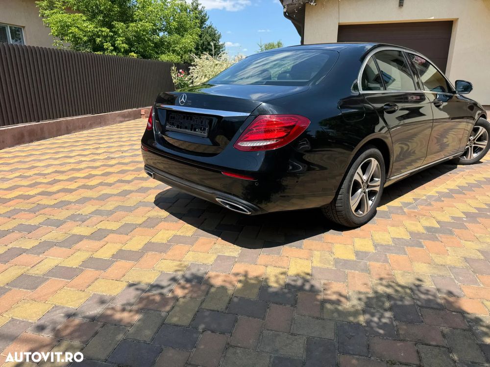 Mercedes-Benz E 200 d T 9G-TRONIC Avantgarde - 3