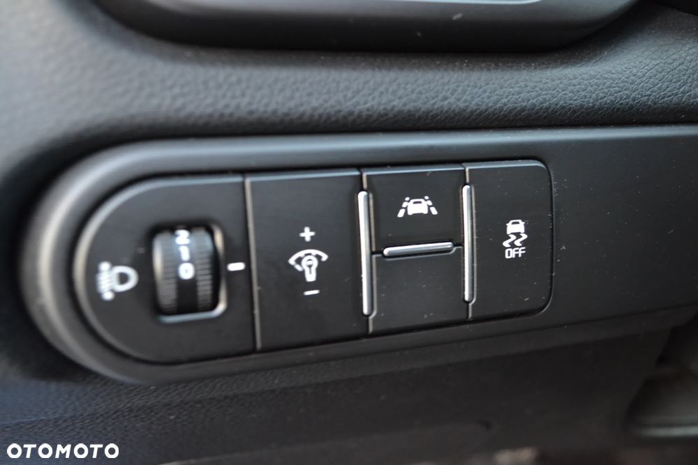 Kia Ceed 1.4 T-GDI M - 12