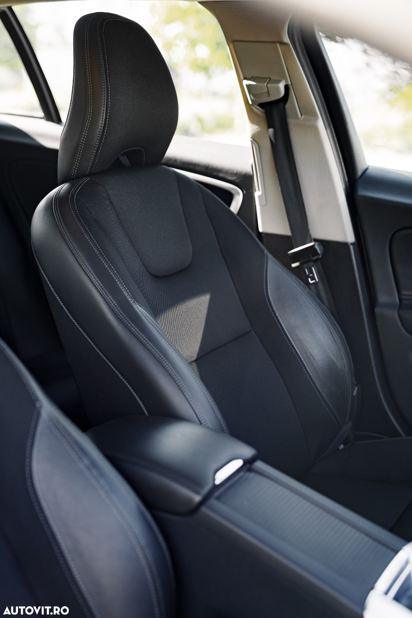 Volvo V60 D3 Geartronic - 31