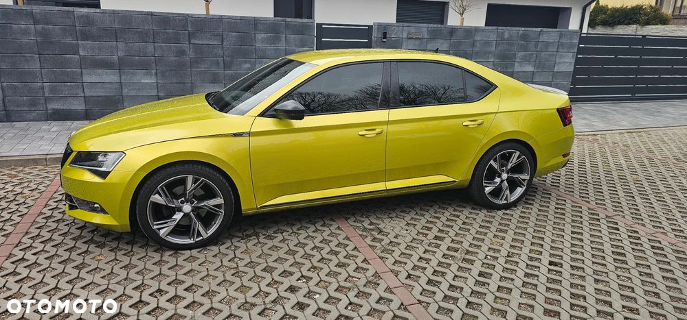 Skoda Superb 2.0 TDI 4x4 Sportline DSG - 3