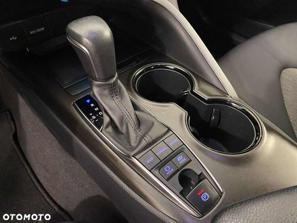 Toyota Camry 2.5 Hybrid Comfort CVT - 19